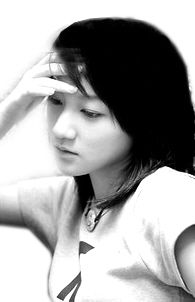 <em>少女头晕</em>原是心病--健康--人民网