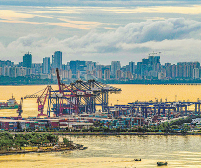 海南货物贸易进出口总值单个自然年首次超过千亿元