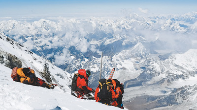 成功架设世界海拔最高自动气象站