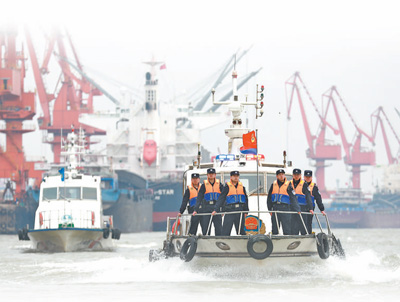 公安机关开展“平安长江”专项行动一年来—