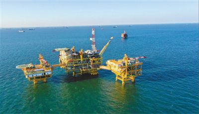 首个海上油田群岸电应用项目投产