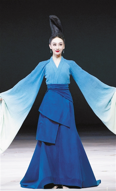 《只此青绿》领舞孟庆旸——百场“青绿”，舞出文化之美