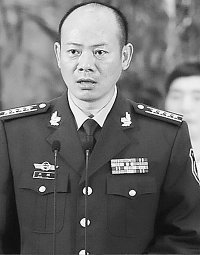 武警某师参谋长王毅31小时:生死挺进震中汶川