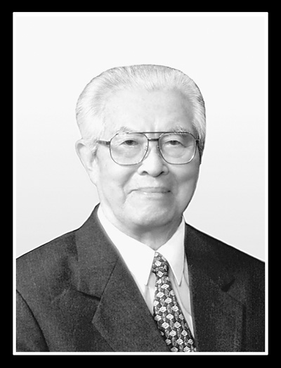 国务院原副总理黄华同志逝世