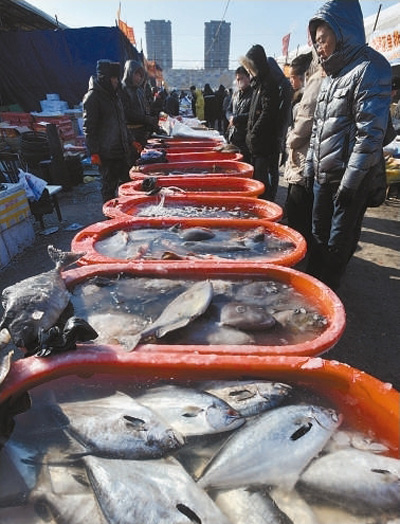 沈阳哪里吃海鲜_深圳澳头吃海鲜_泰国总理英拉哪里漂亮(2)