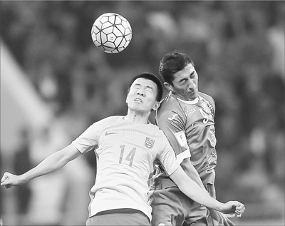 12强赛，中国队不敌乌兹别克斯坦队奇迹未能上演
