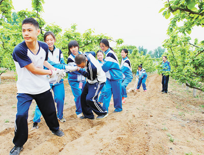 北京农业职业学院作为北京市首个正式挂牌的学农教育基地,面向北京6个