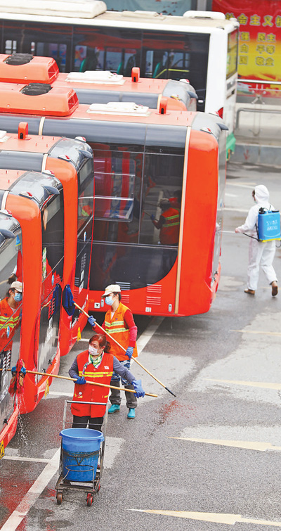 实名登记，扫码乘车 武汉恢复部分公交线路运营