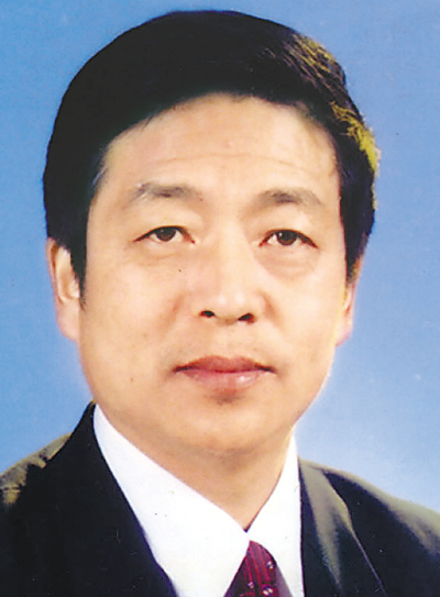 张云泉:架起党群连心桥