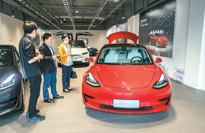 中国汽车消费市场正稳步回暖