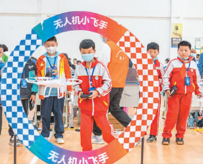 贵州毕节青少年机器人竞赛举行