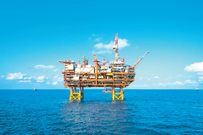 亚洲最大海上石油生产平台建成投用