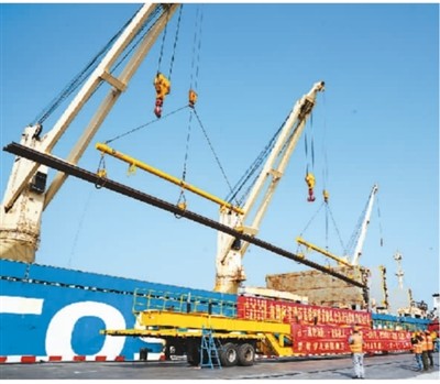 中国长定尺钢轨实现首批出口