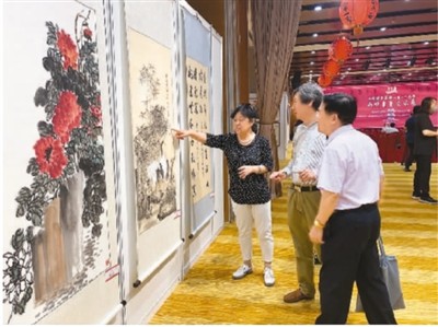 纪念辛亥革命110周年两岸书画交流展开幕