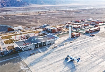 新疆塔什库尔干机场正式通航
