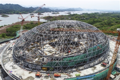 浙江淳安:亚运场地自行车馆顶钢结构单层网壳完工