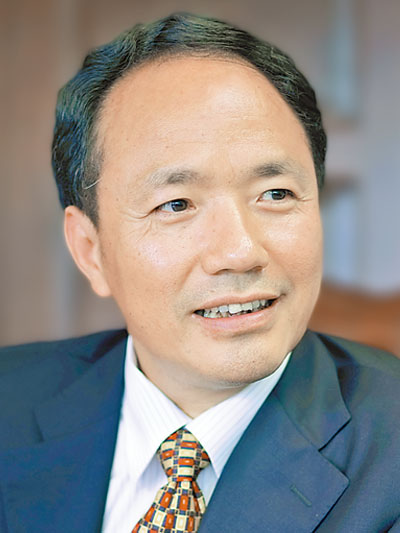 周文彰:"为民是职业"须臾不可忘