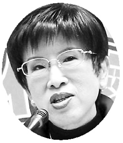 洪秀柱:"小辣椒"变身(新闻面孔)